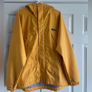 Patagonia Rain coat yellow size M rn:51884